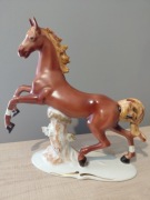 Porcelanowy koń firmy ARPO sygnowany lata 70