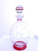 PRL szklana zamykana karafka malowana szkło