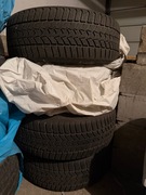 Opony zimowe na felgach stalowych 205/55R16