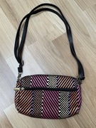 Kolorowa torebka piękna mała