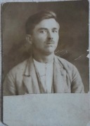 Stare zdjęcie mężczyzny sepia ok.1920  retro fotografia portret antyk