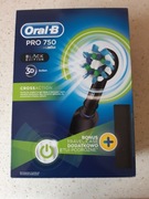 Szczoteczka elektryczna Oral-B PRO 750 z etui