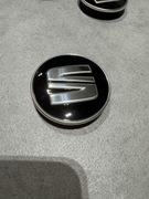 znaczek seat na felgę 4 sztuki 54mm