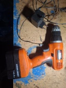 Wkrętarka black and decker