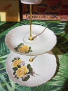 Etażerki stan idealny