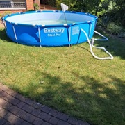 Basen ogrodowy o średnicy 3,05 m