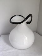 Wazon biały Napoleon - huta Tarnowiec J.Słuczan