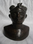STARA RZEŹBA POPIERSIE INDONEZJA BALI DREWNO