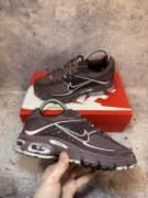 Buty damskie Nike Air Max Moto 2K Burgundowe
