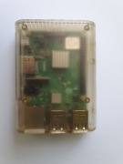 Raspberry Pi 3B+ w przezroczystej obudowie