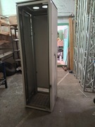 Szafa rack 19" wysoka bez drzwi stalowa