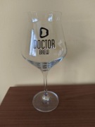 Browar DR BREW bardzo efektowne szkło firmowe typu TEKU 