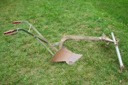 Pług konny jednoskibowy plus zaczep
