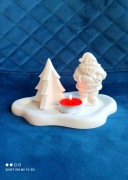 Ozdoby świąteczne na półkę figurka Święty Mikołaj na prezent z gipsu