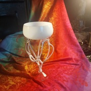 Dwa  ręcznie formowane szklane wyroby ( puchar i wazonik )- art.PRL