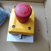 Balluff BAM02HA grzybek bezpieczeństwa w kasecie