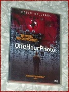 ZDJĘCIE W GODZINĘ , ONE HOUR PHOTO , DVD ,,, J.Angielski , Niemiecki