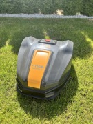 Robót koszący Stiga Autoclip M5 + Garaż