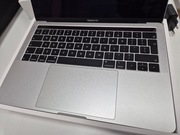 MacBook Pro 13 cali 2019 i5 8GB na części
