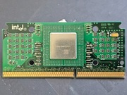 Intel Celeron slot MMC-1 SLOT1 SL2Y2 300/66