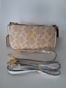 nowa torebka na ramię dł 22, wys 13, szer 7 cm