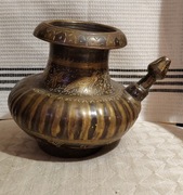 Stary antyczny dzban na wodę