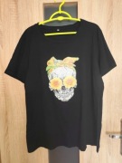 497. Czarny t-shirt damski z nadrukiem rozmiar 3XL