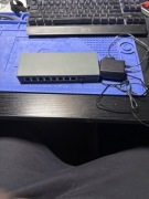 Switch 8 port 2.5GbE z portem 10G SFP plus model B25 sprawny