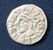 Ludwik Węgierski DENAR z murzynkiem / saracenem krzyż bez kropek - R -STAN 