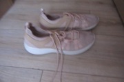 F&F BUTY SPORTOWE ROZM 42