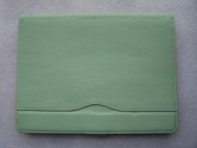 Solidne etui  na tablet lub laptopa