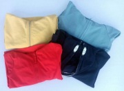 Bluzy chłopięce  z kapturem x 4 sztuki rozm.134/140