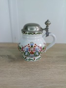 Stylowy kufel / dzbanek porcelanowy z cynową pokrywką – BMF, Niemcy