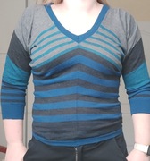 Marc by Marc Jacobs sweter damski wełniany w paski szary niebieski merino S