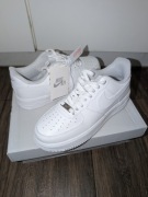 Nowe Nike Air Force 1 07' White Białe 