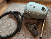 Nowy odkurzacz Electrolux 600 Clean zielony