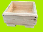 donica doniczka drewniana ogrodowa meble ogrodowe balkon taras ogrod kwiaty