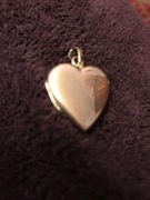 Złoty sekretnik (puzderko) 