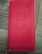 Czerwony portfel damski na zamek