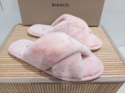 damskie miękkie kapcie marki Bianco roz. 38 wkładka 24,5 cm nowe
