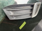 Atrapa zderzaka prawa Audi a3 8v sedan USA oryginalna 