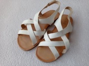 ZARA GIRLS BIAŁE SANDAŁKI ROZ. 34  WKŁ. 21CM