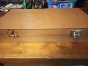 Skrzynka pudełko drewniane na przybory 