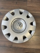 Kołpak vw volkswagen 15 OE oryginalny R15 używany