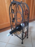 Stojak kuty na wino, alkohol 7 butelek