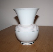 Porcelana Lichte  Veb Stary Wazon 