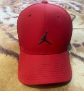 Jordan Rise Cap nowa