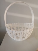 Koszyczek wielkanocny szydełkowy z kordonka 