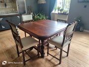 Stół z 4 krzesłami ,rozkłada się do 315cm 