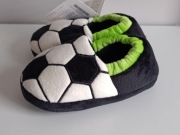 Kapcie chłopięce piłka nożna r 27-30 NOWE z metką